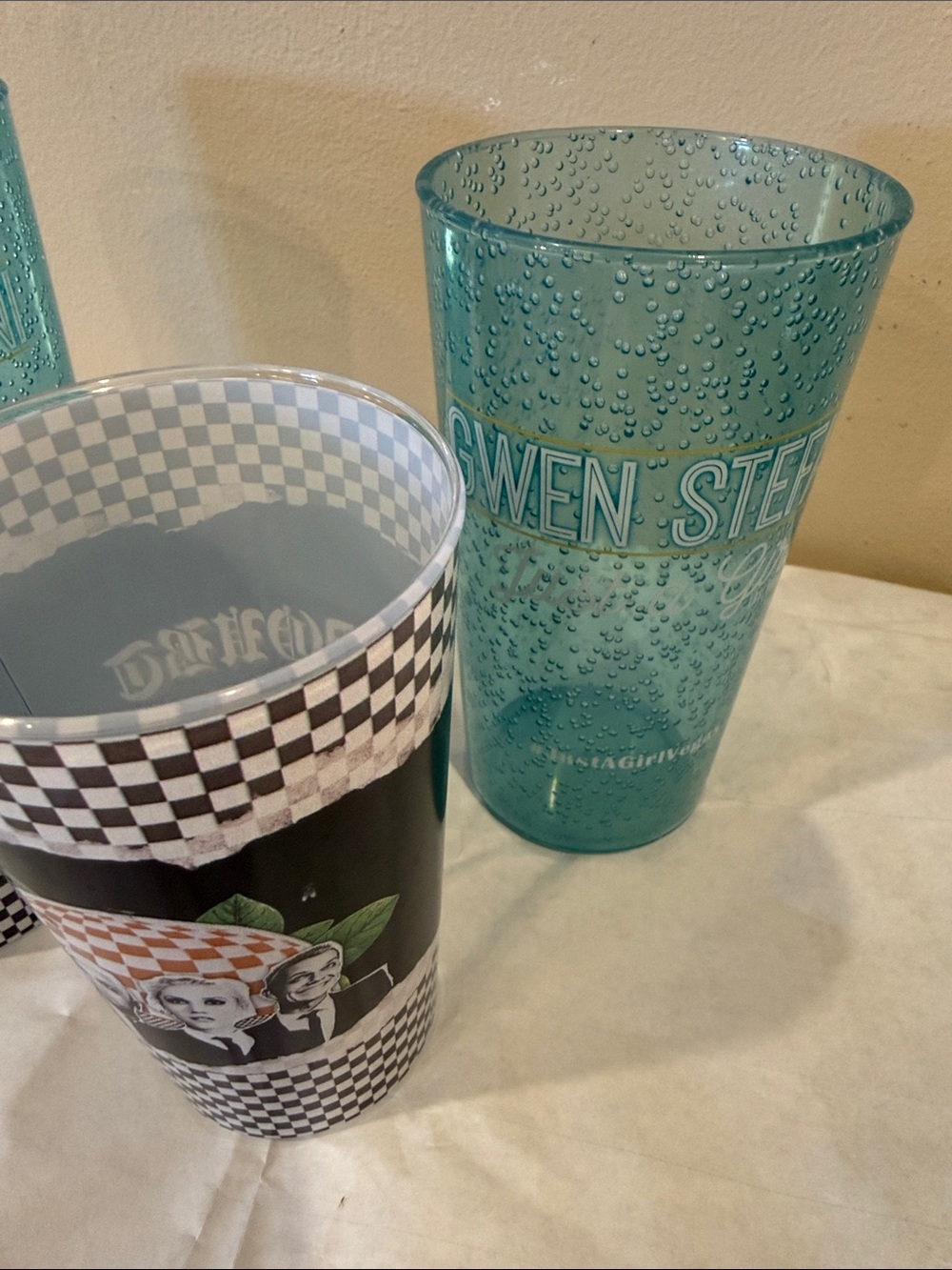 🩵No Doubt & Gwen Stefani Las Vegas Souvenir Cups, Total of 4 - Picture 5 of 8